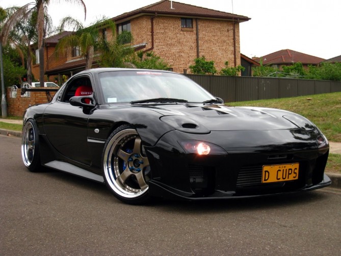 mazda-rx-7-13.jpg